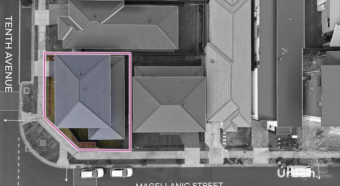 Austral 386 Tenth Avenue