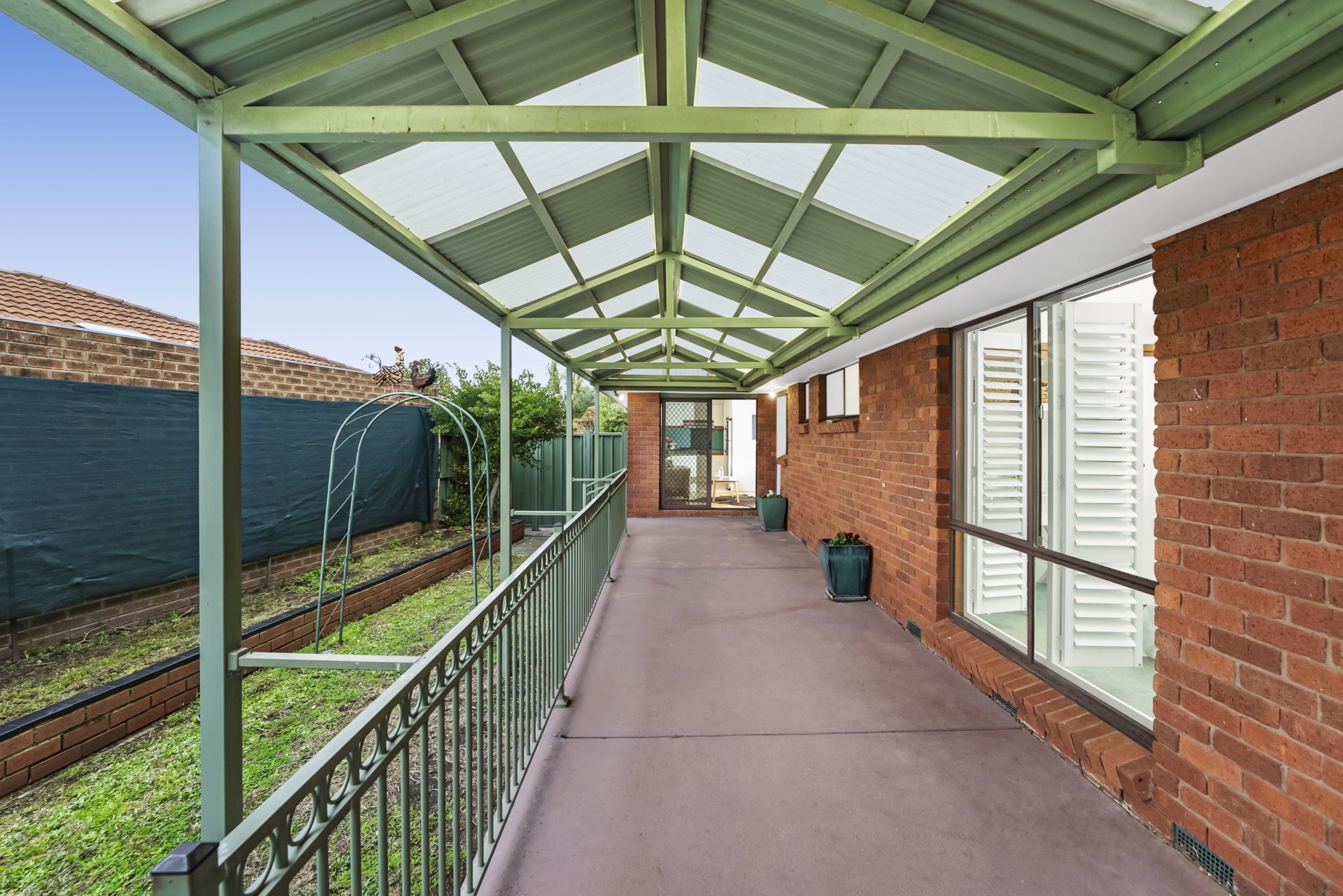 Spacious, Secure & Superbly Located