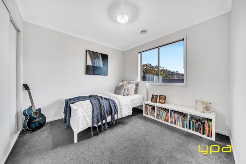 9 Davenport Crescent Cranbourne West VIC, Cranbourne West - Thumbnail 6