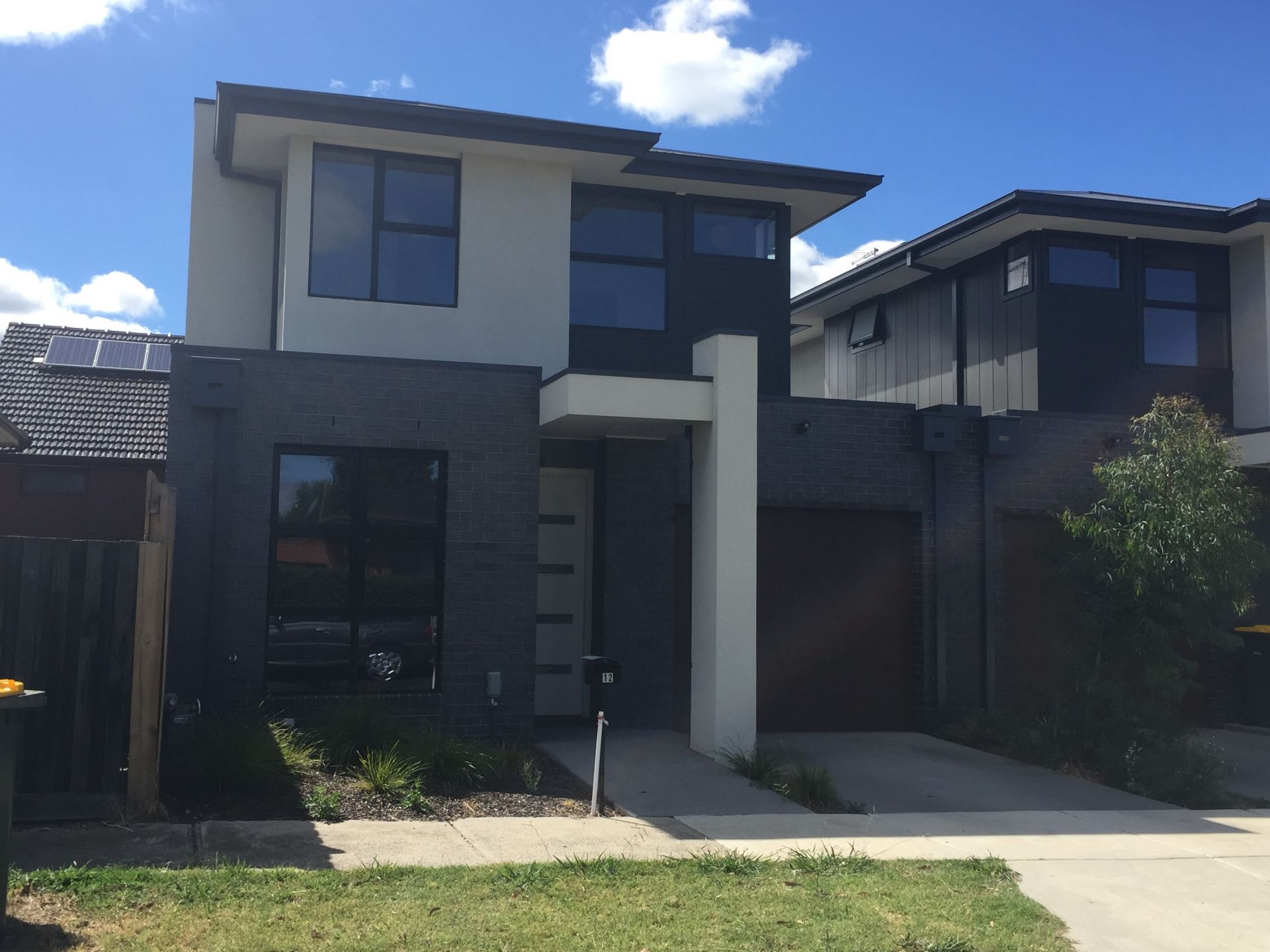 PERFECT LOCATION AND CLOSE TO THE RING ROAD
