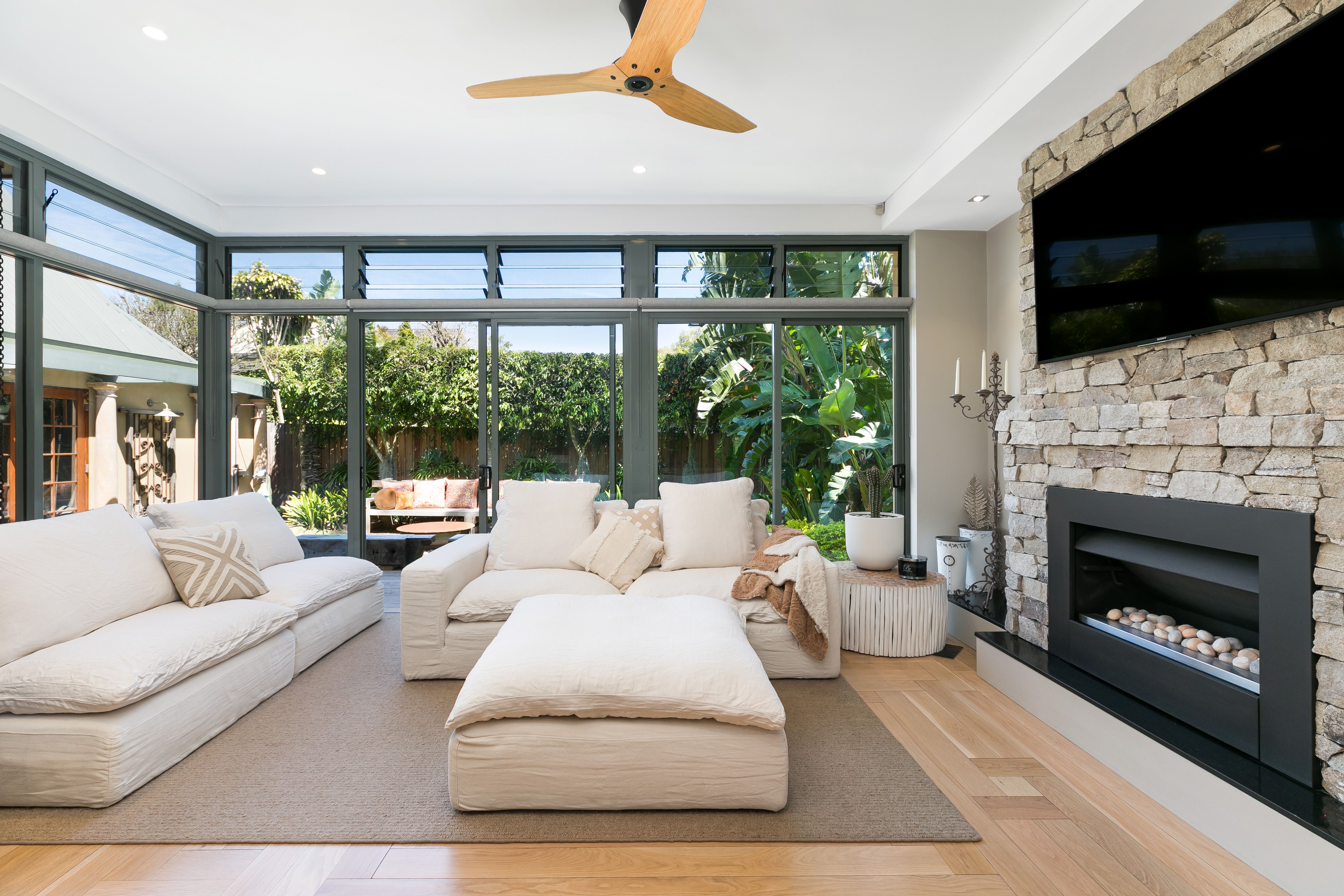 16 Turriell Bay Road LILLI PILLI 2229