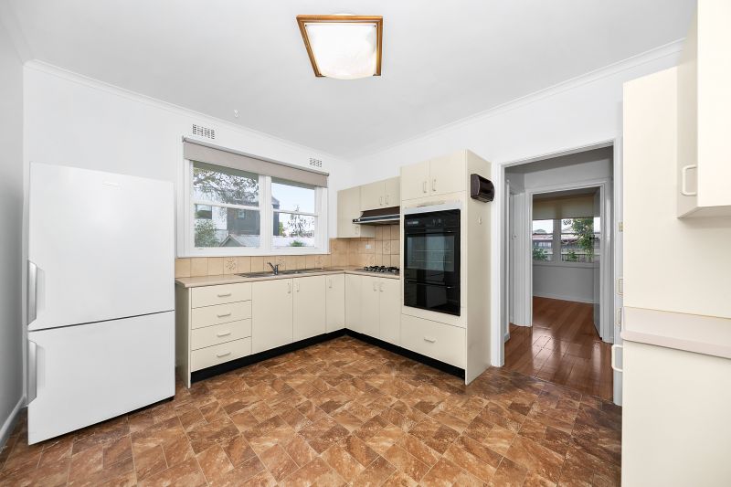 220 Albert Street, Reservoir