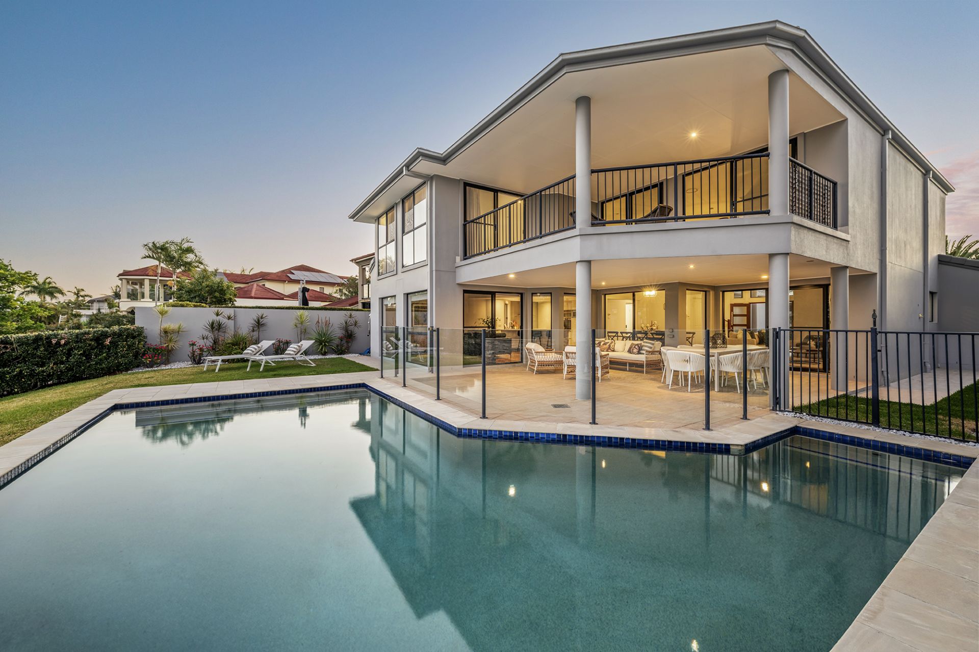 2317 Belmont Court East, Hope Island QLD 4212, Hope Island - Thumbnail 3