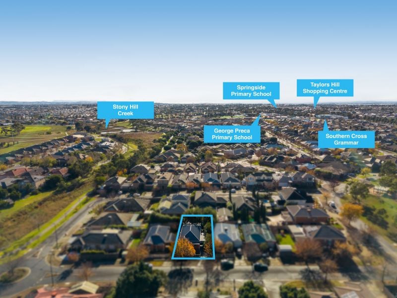 68 Oakview Parade, Caroline Springs