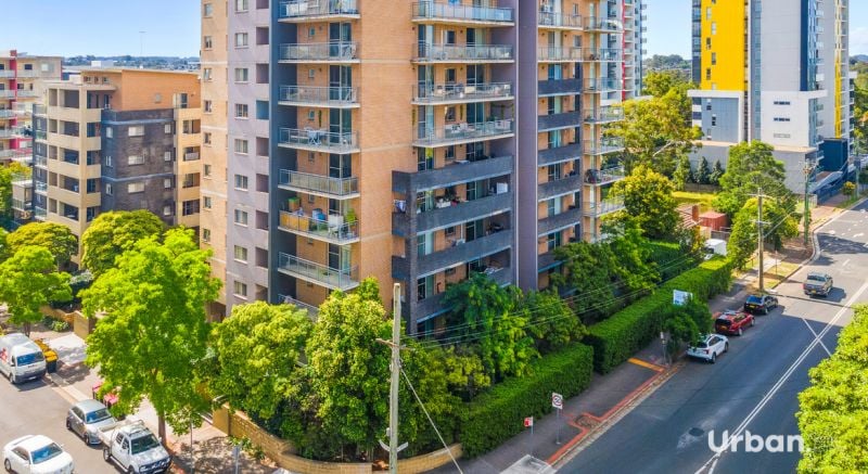 43/33-39 Lachlan Street