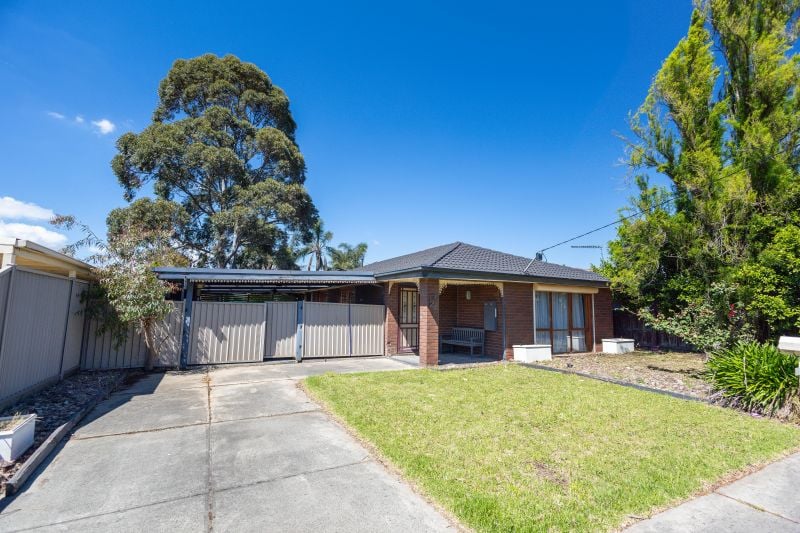 2 Trotting Place, Epping