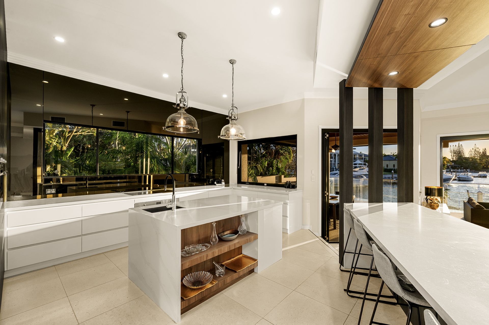 46 King Arthurs Court, Sovereign Islands QLD 4216, Sovereign Islands - Thumbnail 5