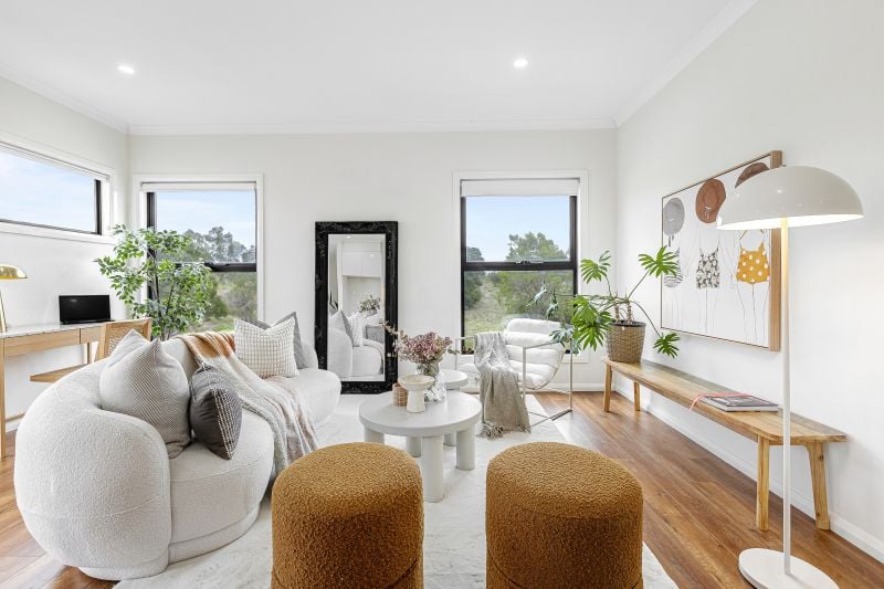 15 Calveley Place, Epping