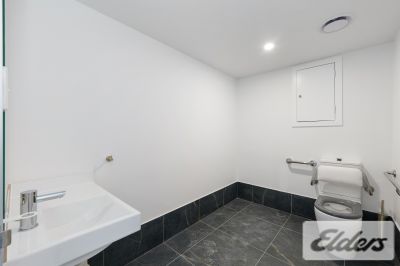 RECENTLY REFURBISHED OFFICE/SHOWROOM