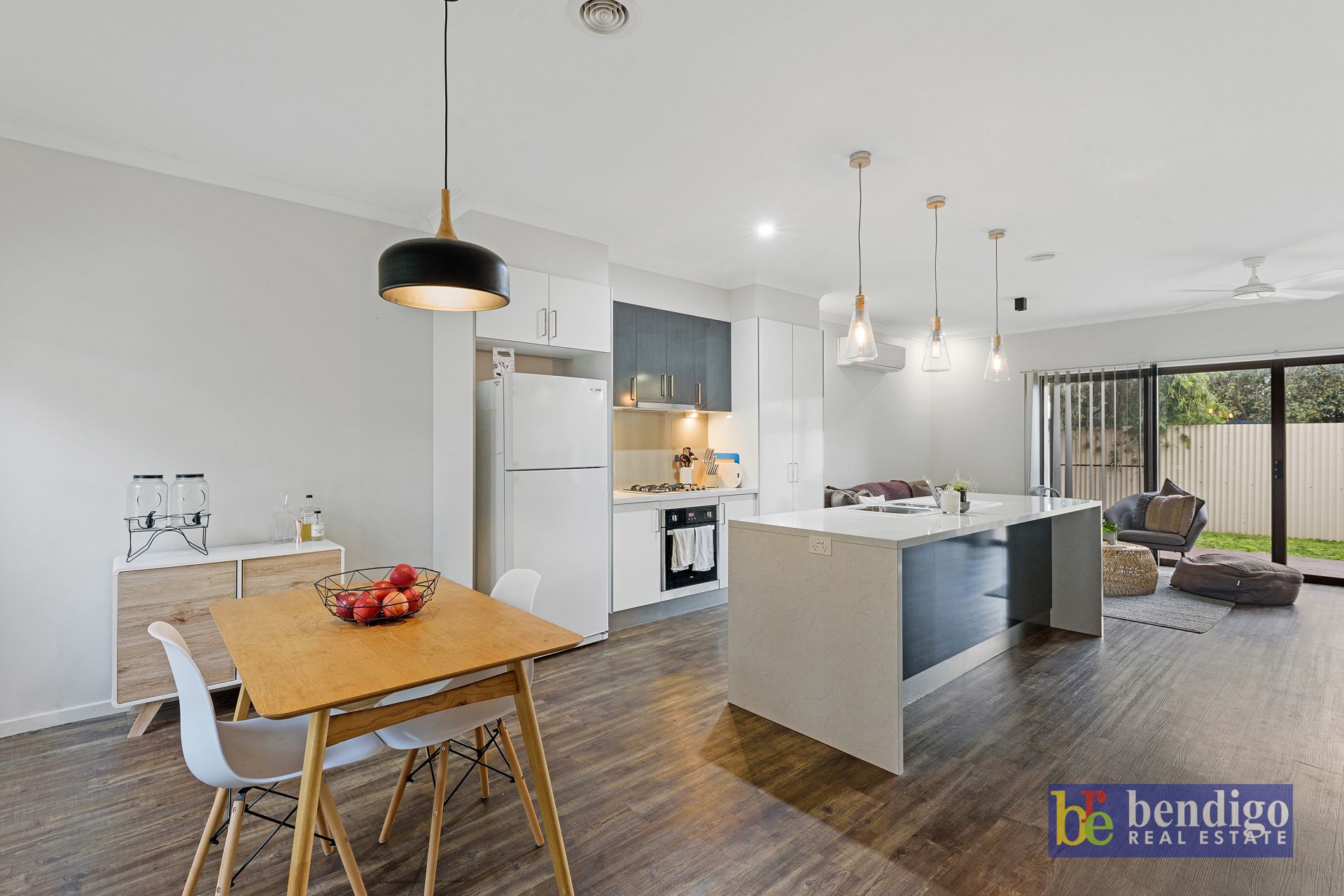 4/3 Leigh Avenue Kennington VIC, Kennington - Thumbnail 3