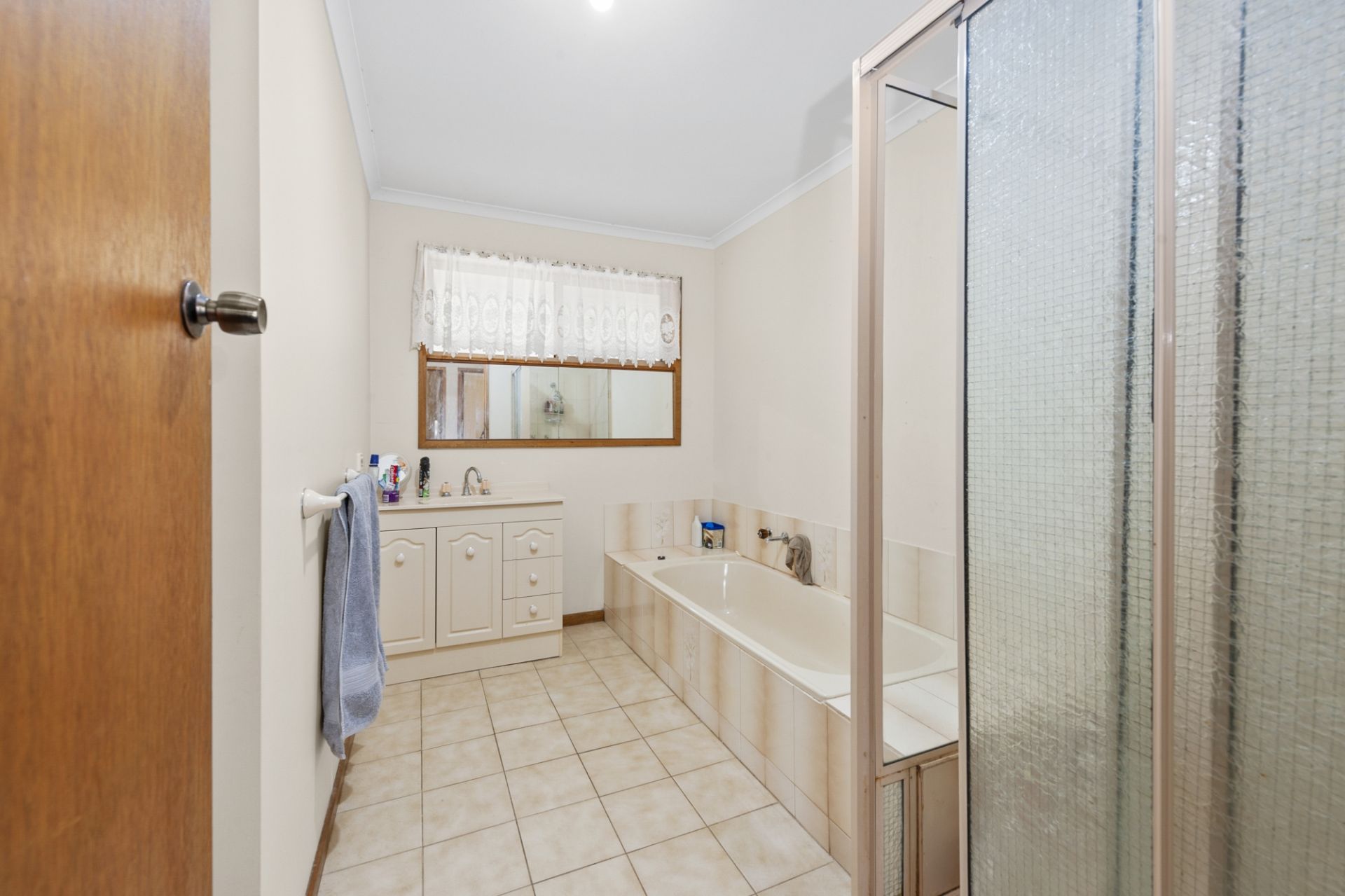 1 Powlett Street, Carisbrook - Thumbnail 7