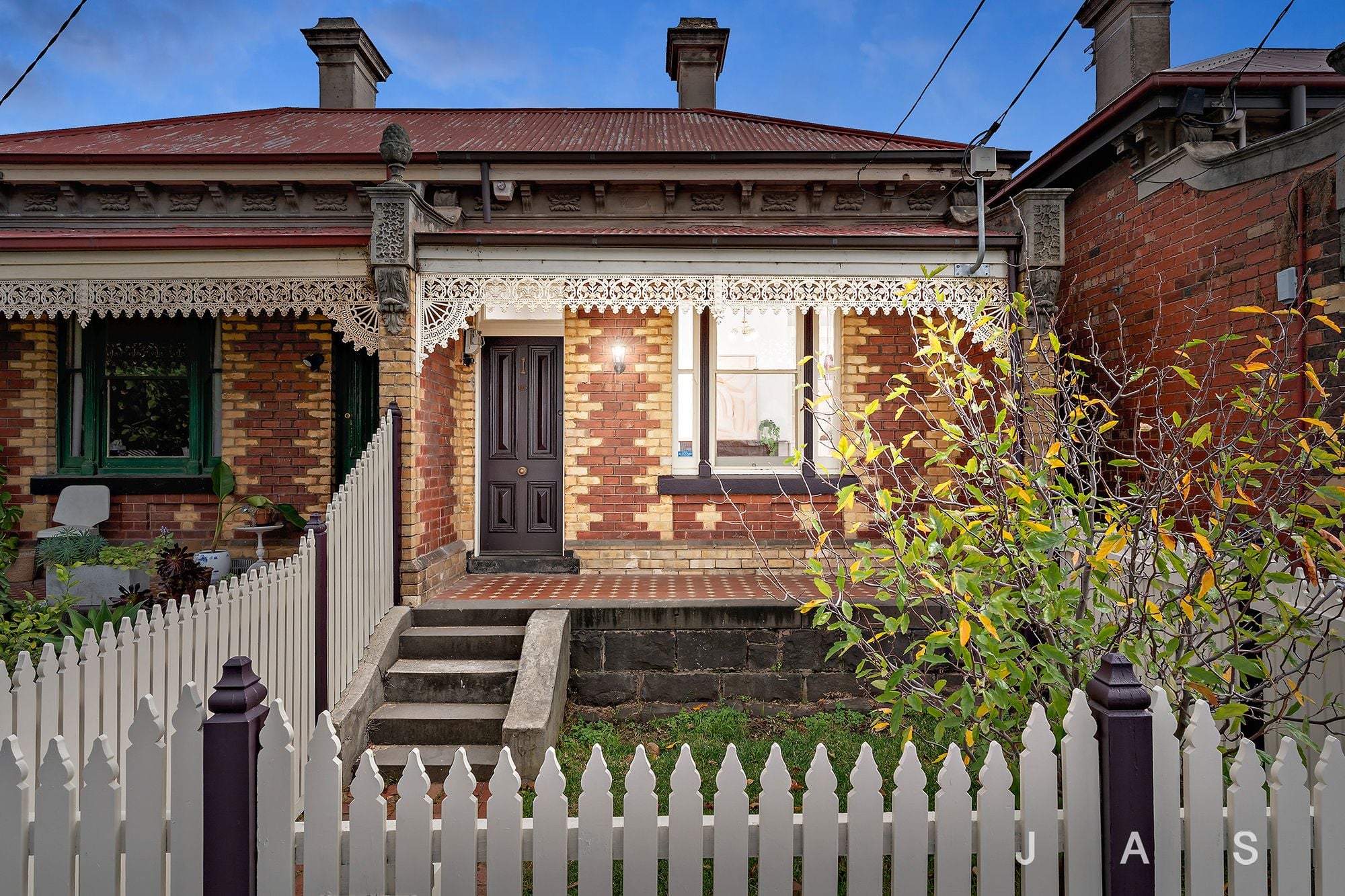 82 Barnett Street Kensington VIC, Kensington - Thumbnail 2