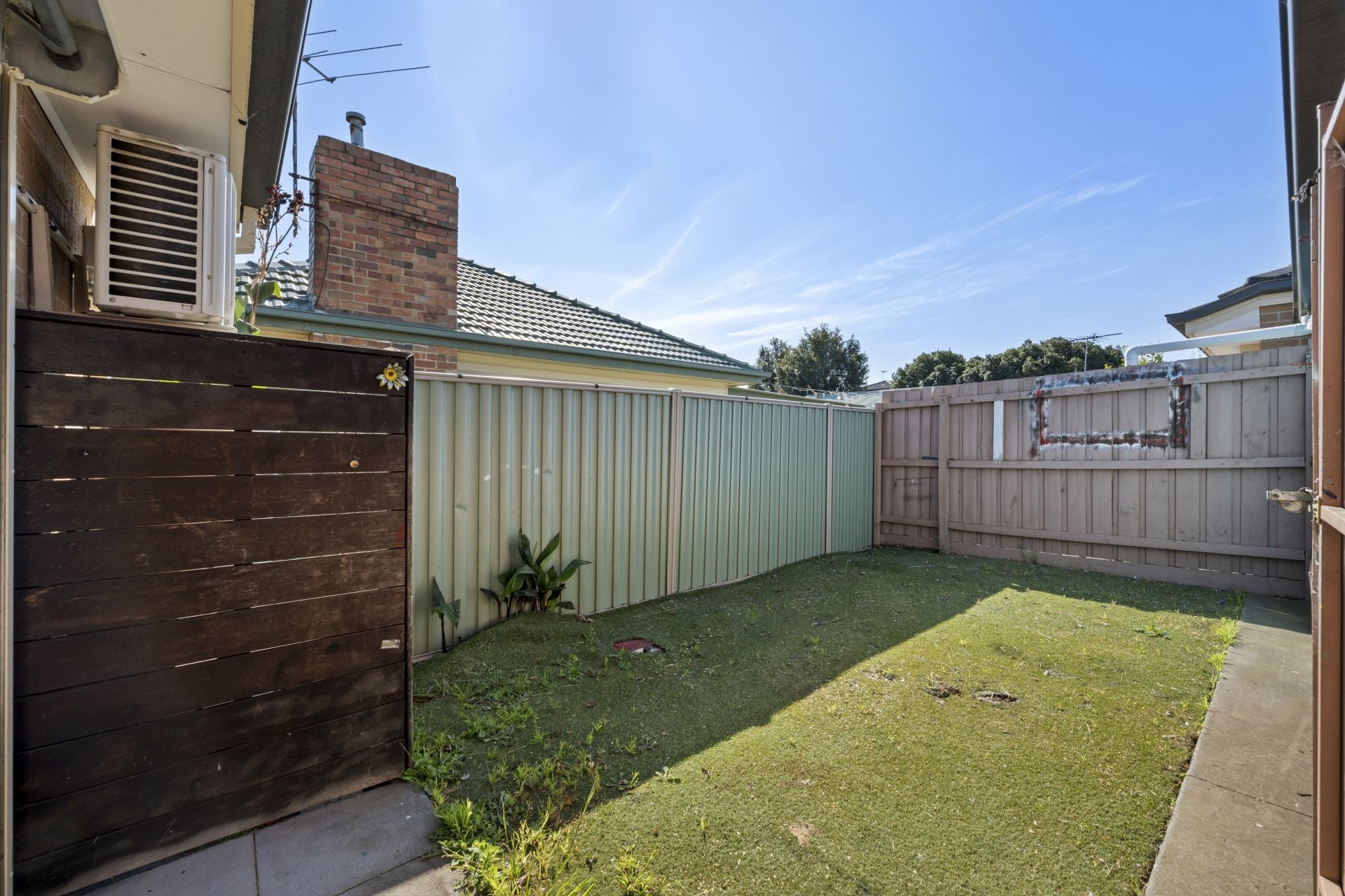 Low Maintenance Living In Blue Chip Location