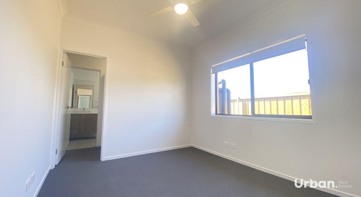 Lochinvar 1/193 Robert Road