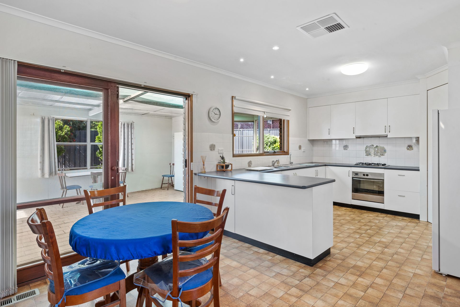 13 Bolton Drive, Kennington, Kennington, Kennington - Thumbnail 6