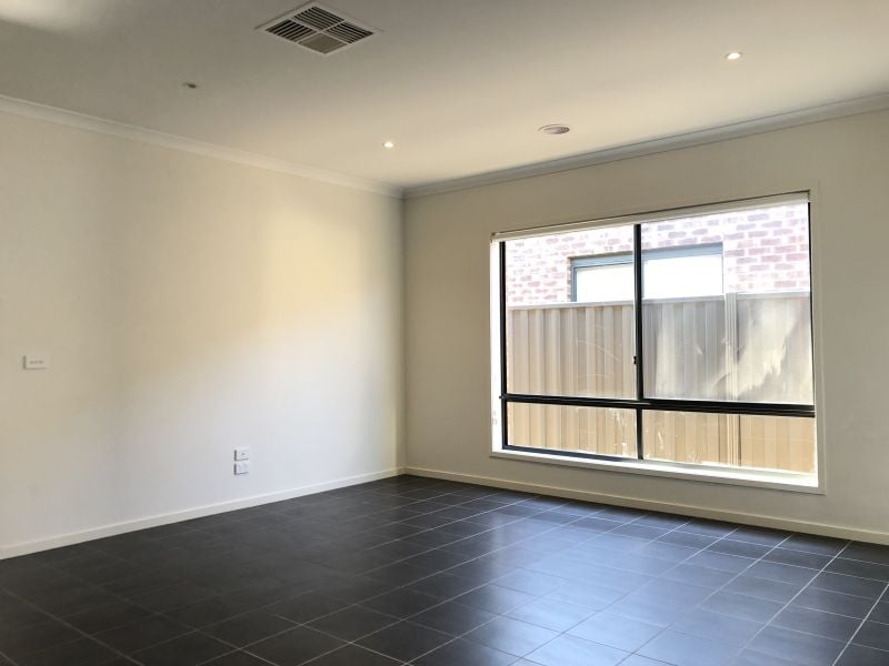 18 Fortitude Drive, Craigieburn