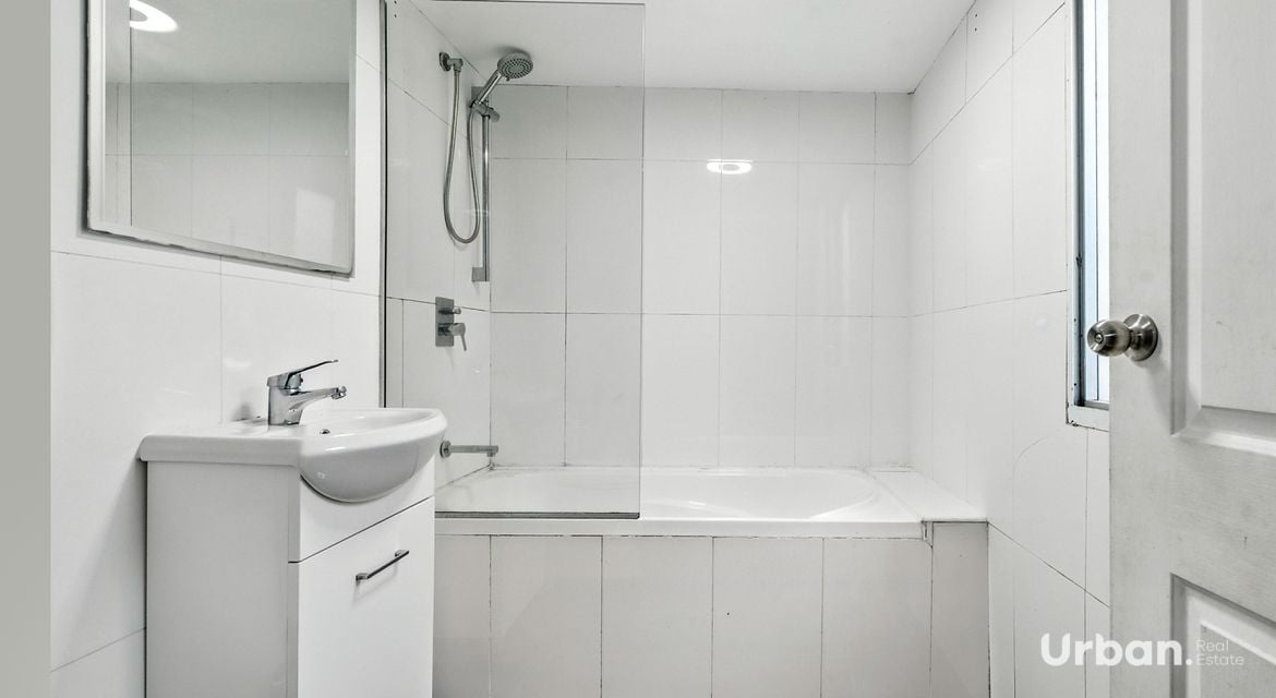 Busby 14 Alexandria Place
