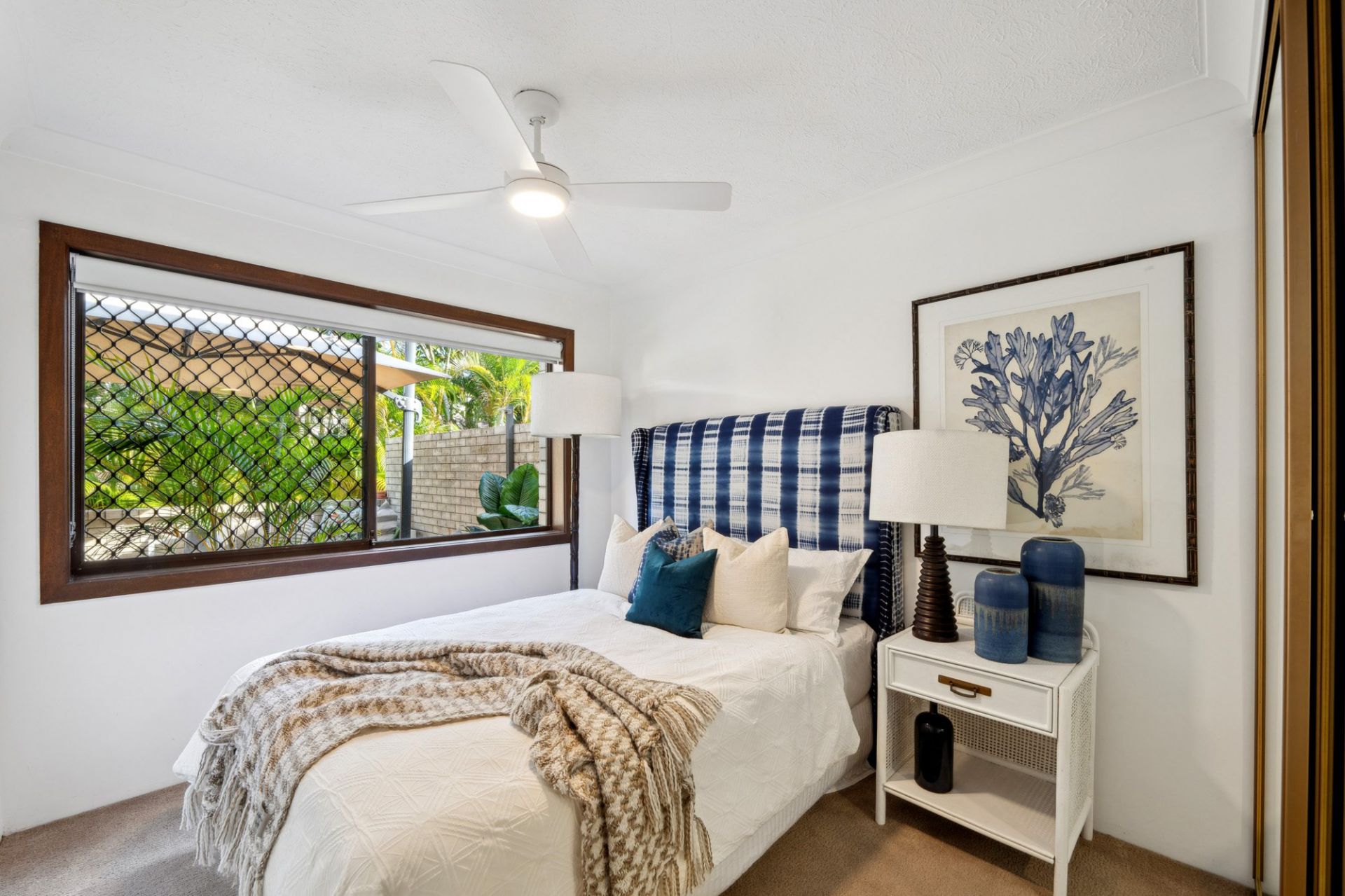 2/18 First Avenue, Broadbeach - Thumbnail 7