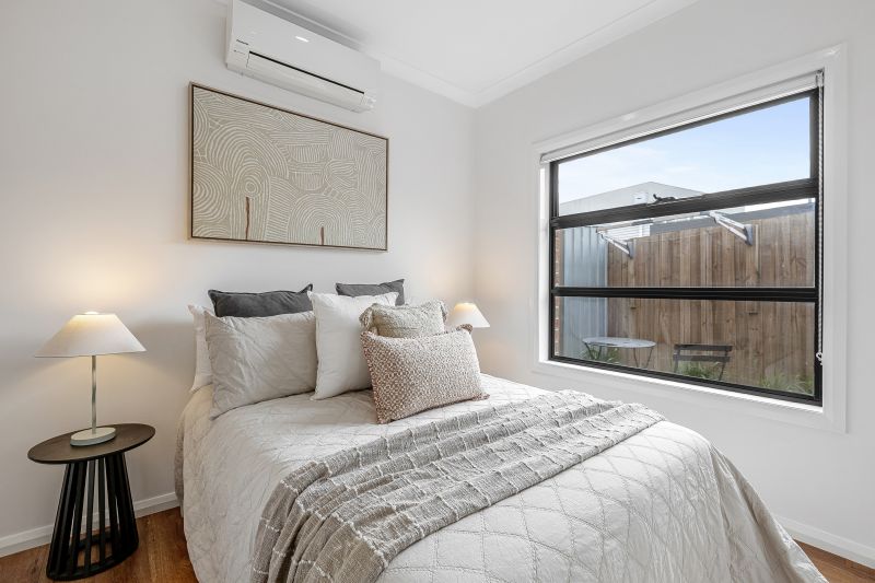 15 Calveley Place, Epping