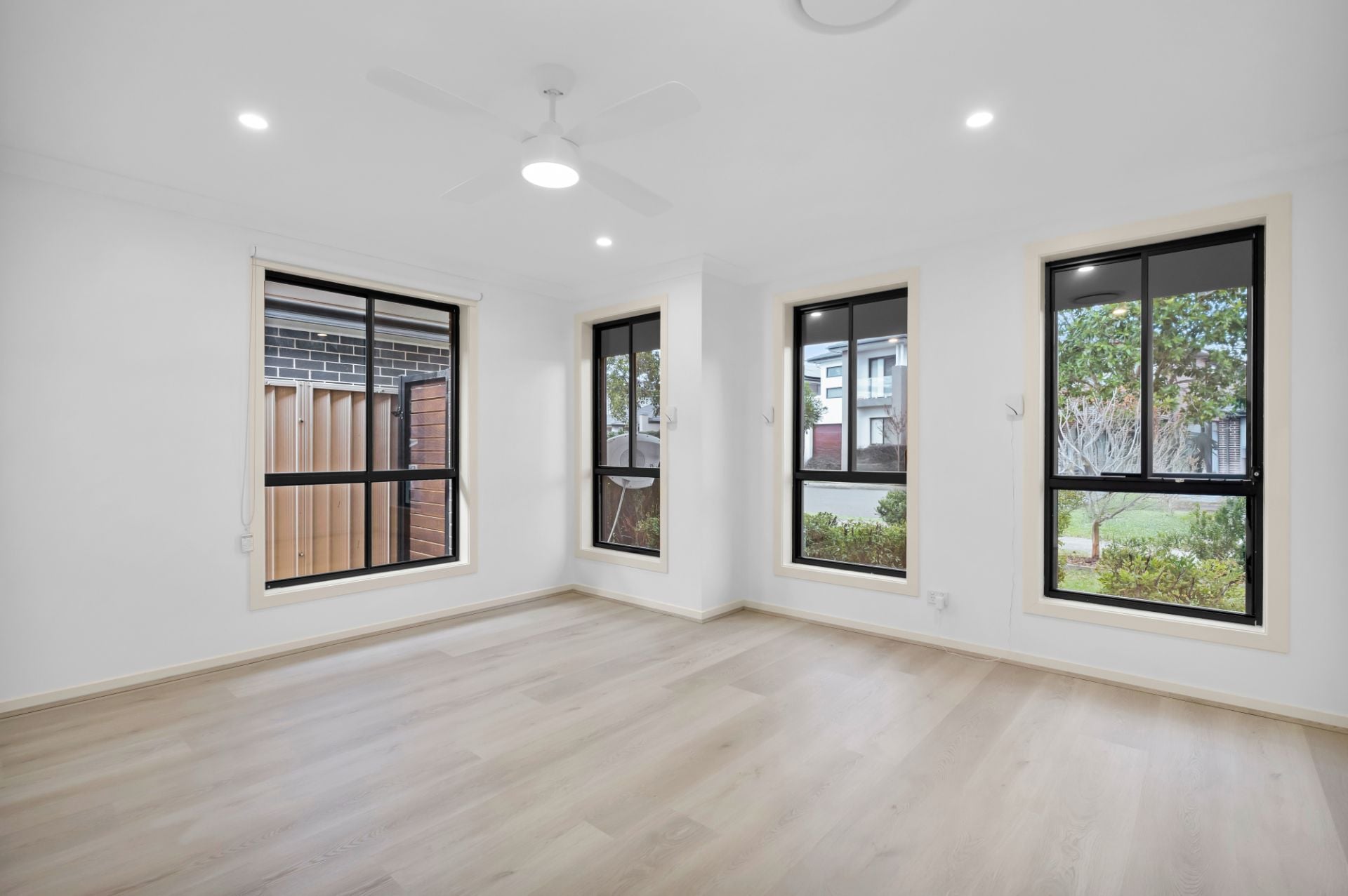 32 Carter Street, Oran Park, Oran Park - Thumbnail 7
