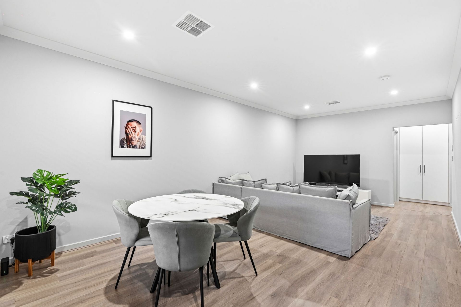 12 Grangeville Lane, Woodville West, Woodville West - Thumbnail 3