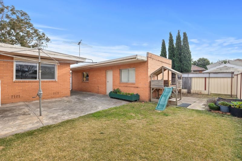 32 Nebel Street, Lalor