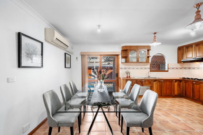 4 Plymouth Court, Epping