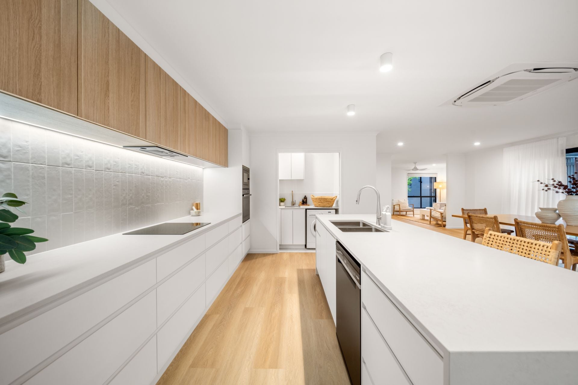 25 Lurnea Crescent, Mountain Creek, Mountain Creek - Thumbnail 6