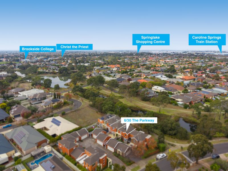 6/30 The Parkway, Caroline Springs