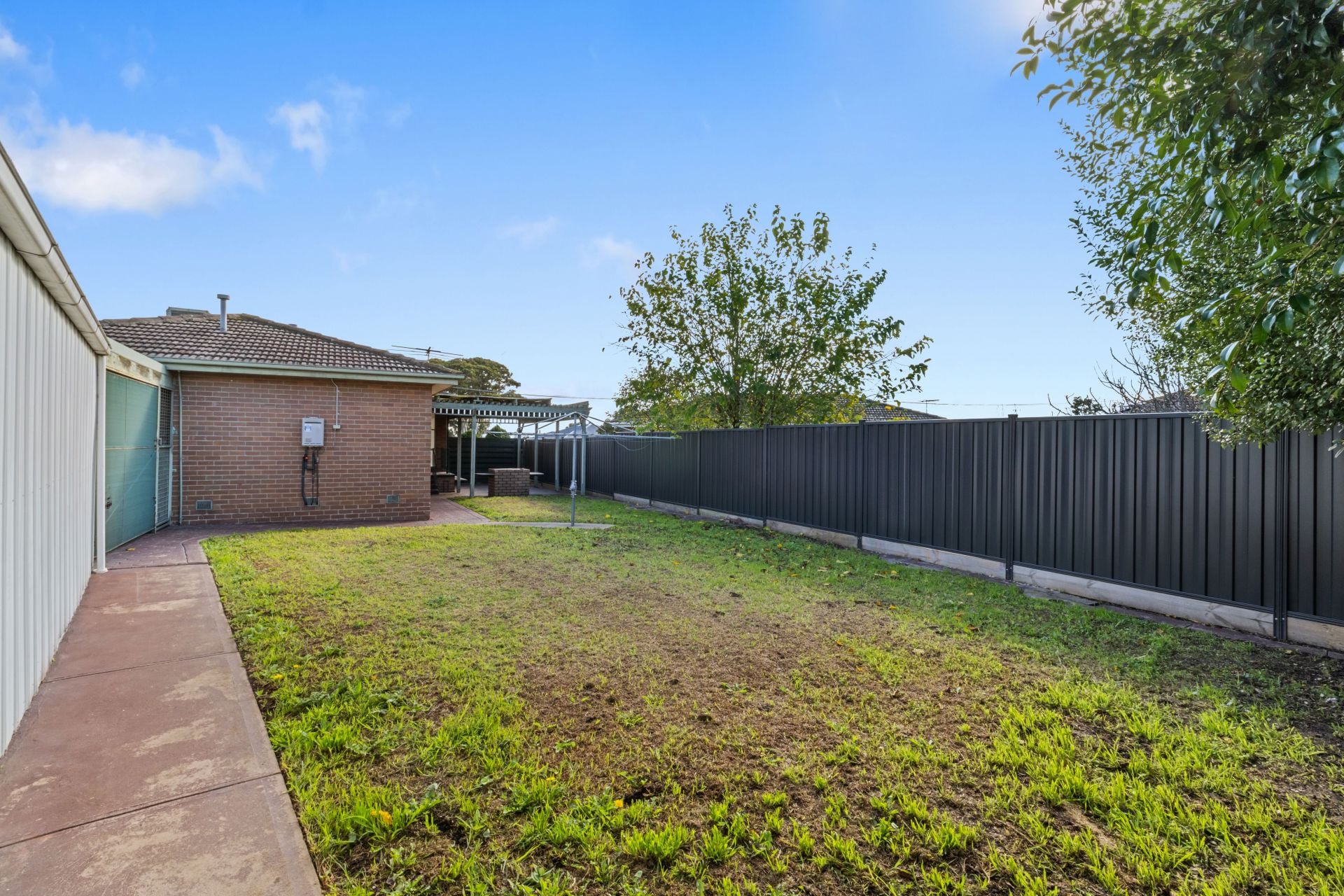 Comfortable Family Living in a Convenient Location