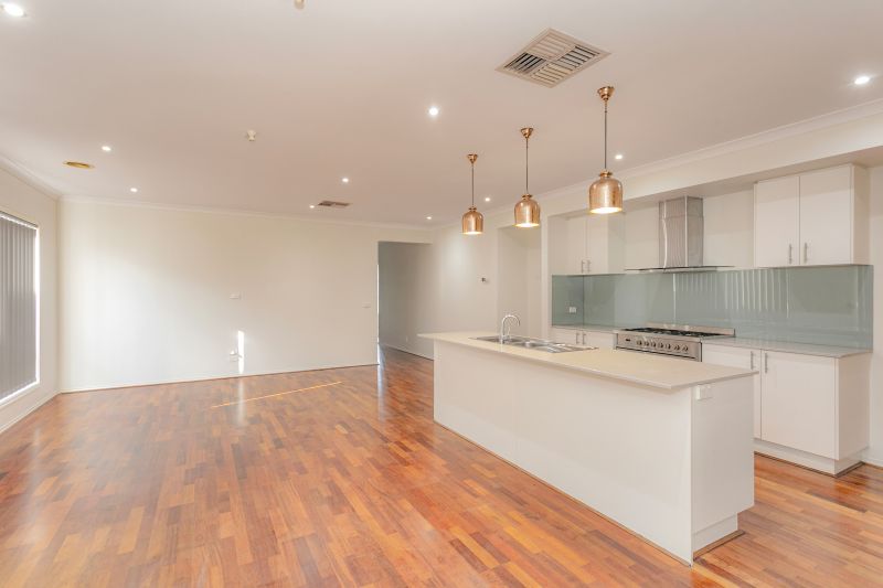 9 Castello Street, Mernda