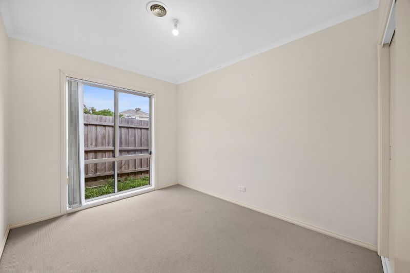 2/1110 Stud Road, Rowville