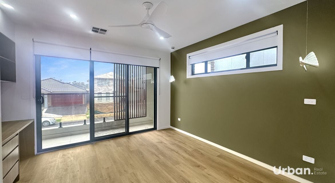 Austral 31 Hail Street