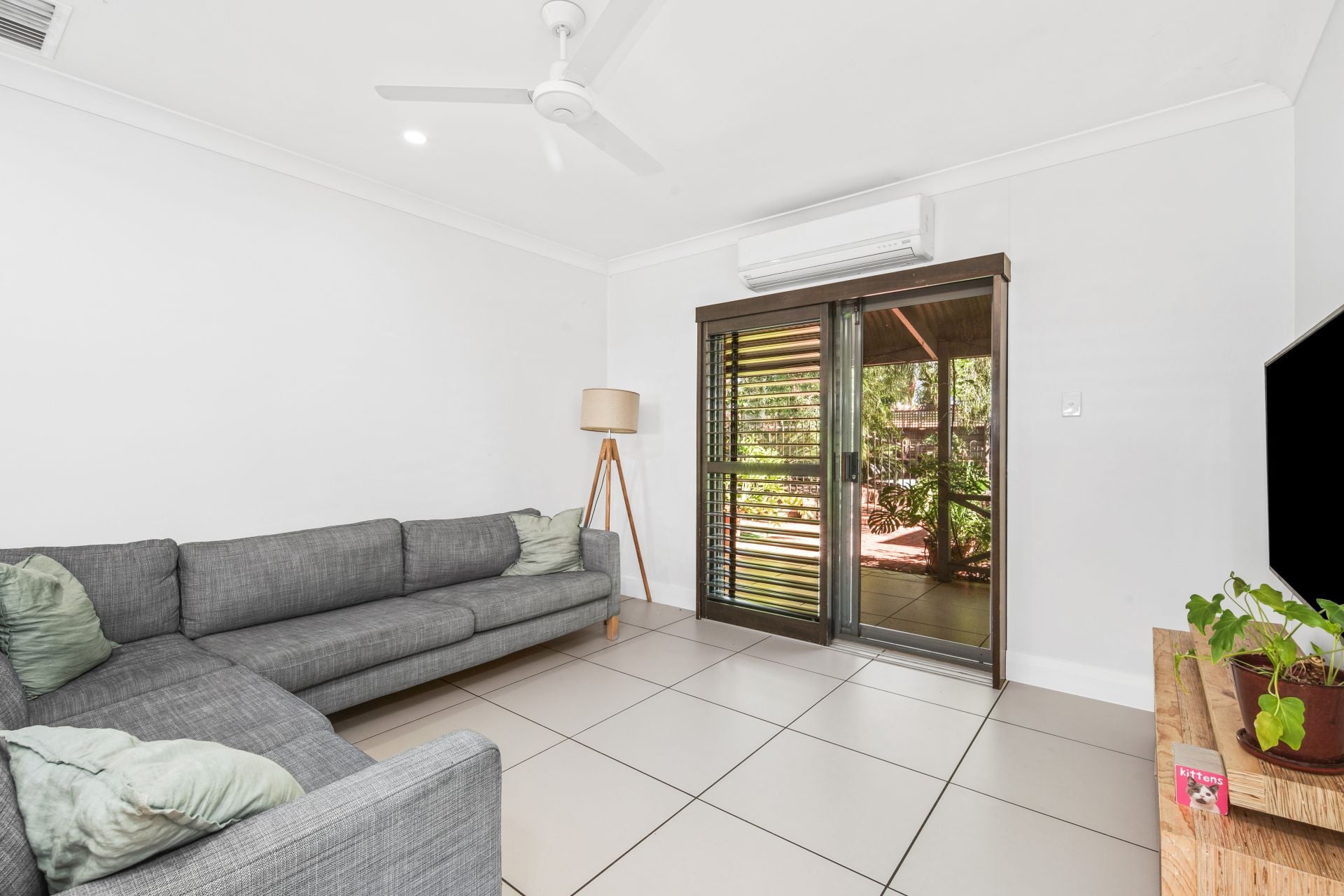 8 Bowman Close Araluen NT, Araluen - Thumbnail 5