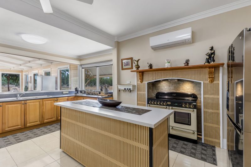 378 Avonmore-Mayreef Road, Avonmore