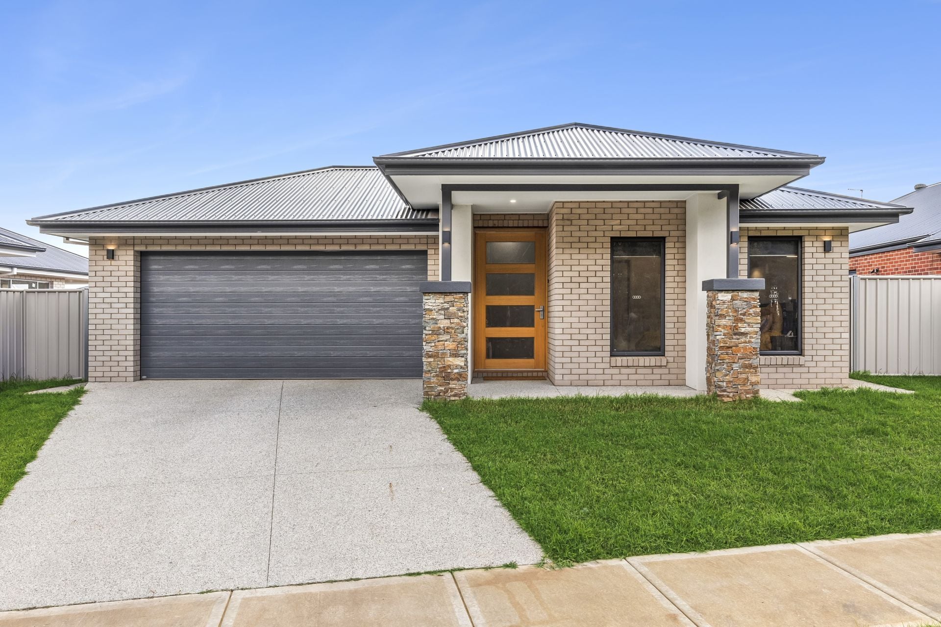 7 Torrens Road, Leneva VIC, Leneva - Thumbnail 2