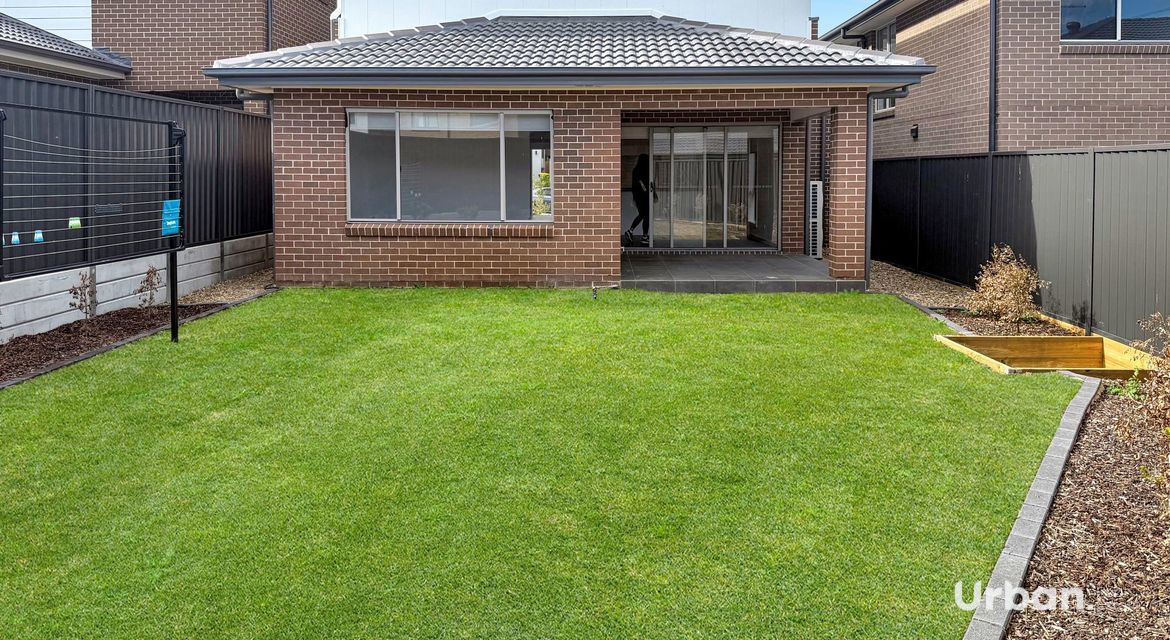 Gables 6 Saltbush Way
