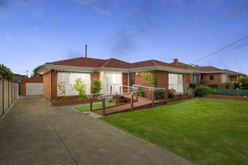 49 Kingsway Drive, Lalor