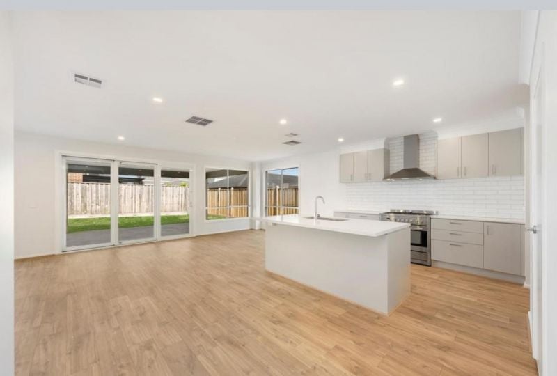 69 Lakeridge Drive, Wollert