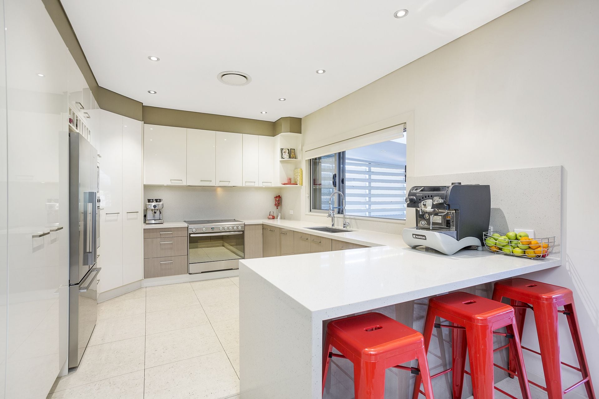 18 Stuart Street Blakehurst NSW, Blakehurst - Thumbnail 2