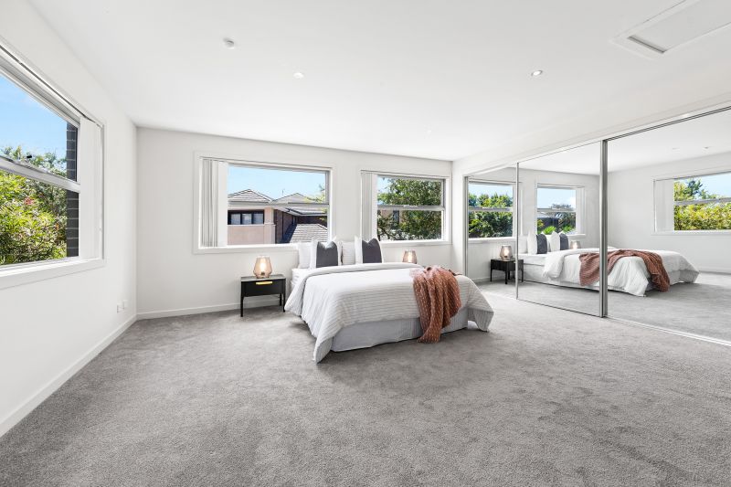 30 Warner Way, Caroline Springs