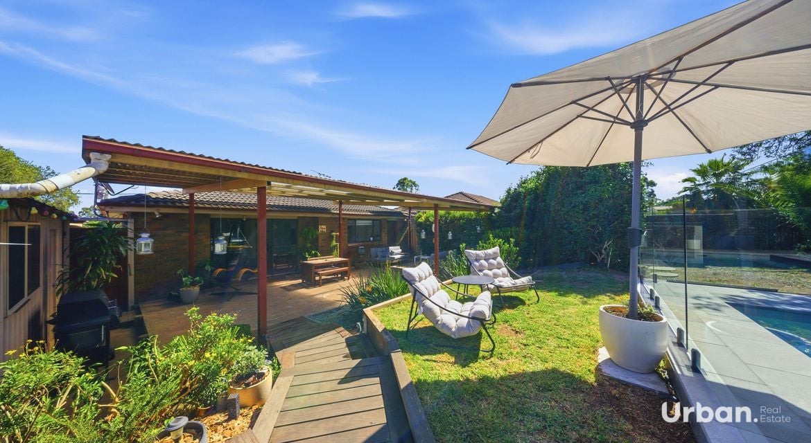 Lochinvar 44 Station Lane