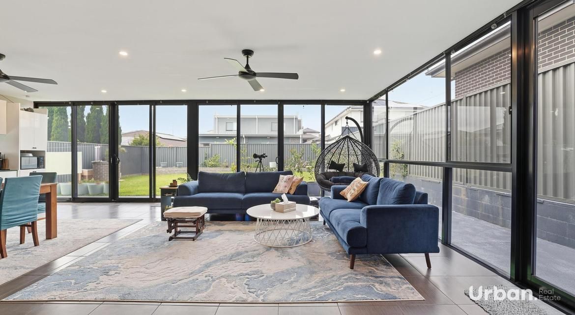 Middleton Grange 12 Flying Avenue