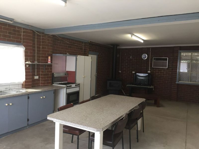 155 Mahoneys Road, Reservoir