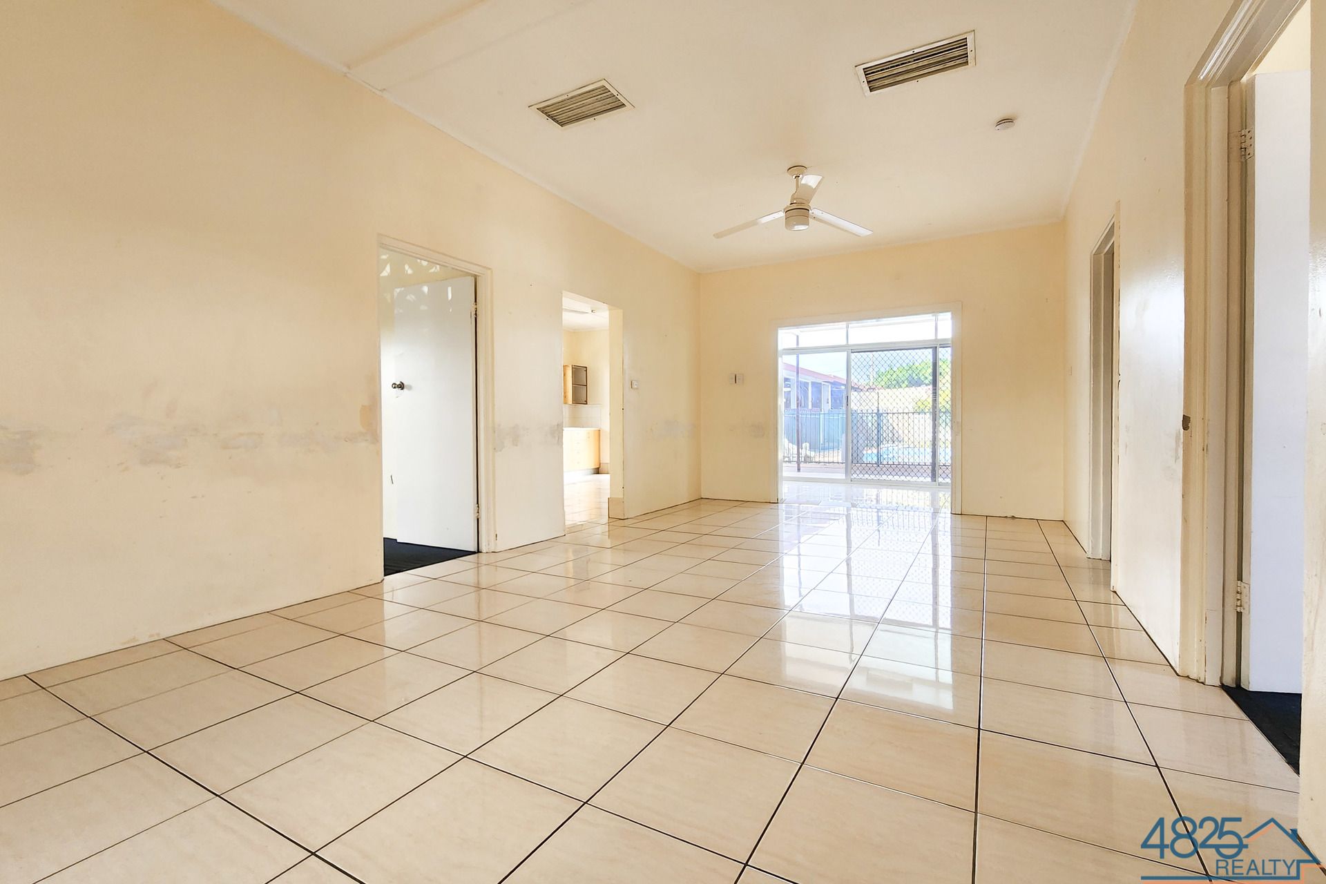 12 Dempsey Street Mount Isa QLD, Mount Isa City - Thumbnail 3