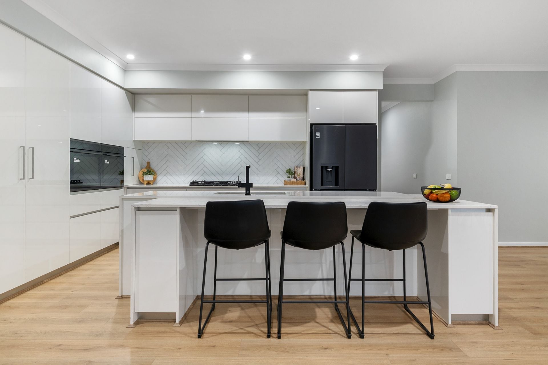 49 Roseburn Avenue, Mickleham, Mickleham - Thumbnail 4