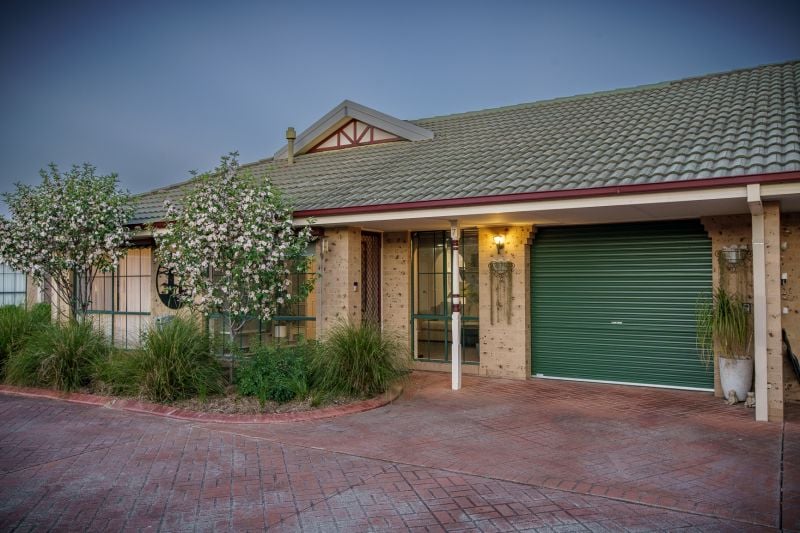 14 Tristan Court, Lavington - Image 1