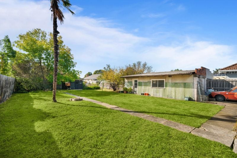 10 Middleton Street, Lalor