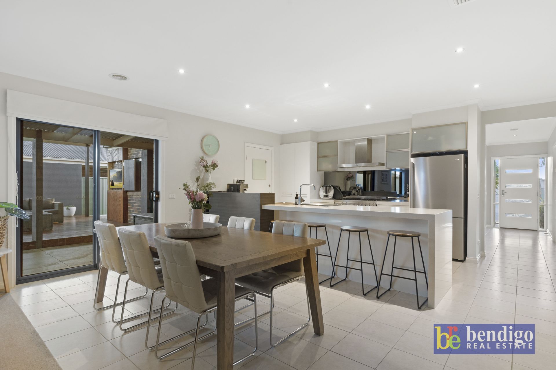 6 Greenfield Drive Epsom VIC, Epsom - Thumbnail 7