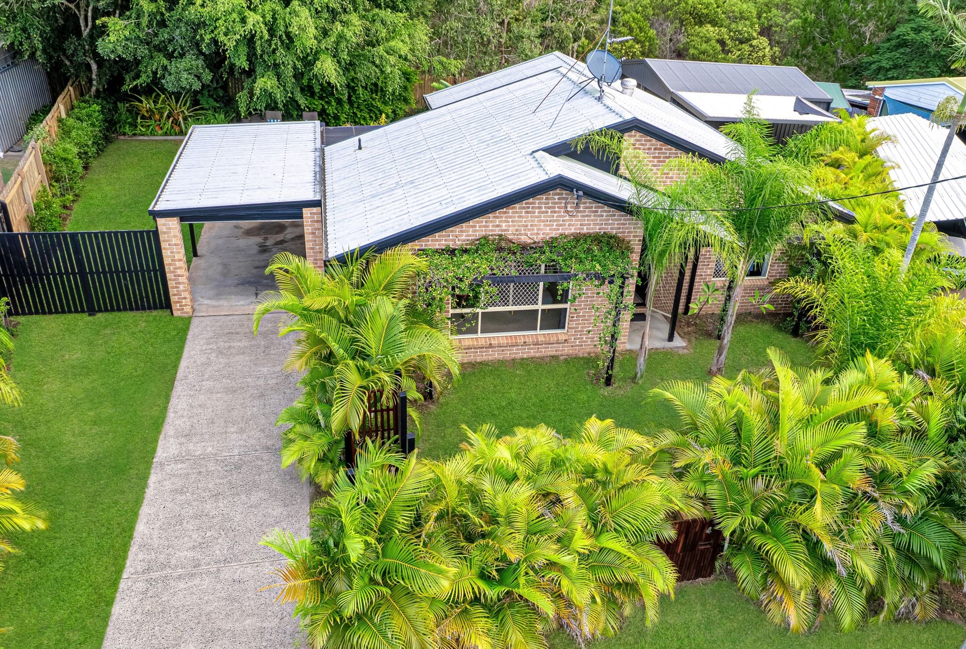 4 Whittaker Close, Urangan - Image 1